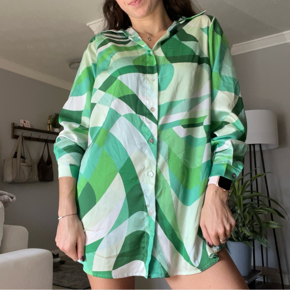 Green Abstract Button-Up Shirt dress